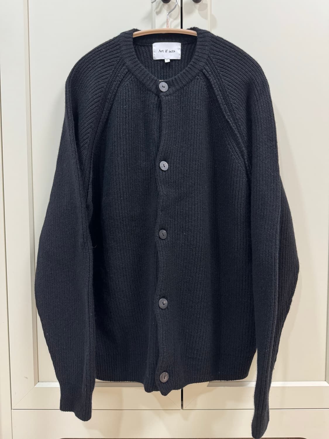 아트이프액츠 라운드넥 가디건 상품이미지1