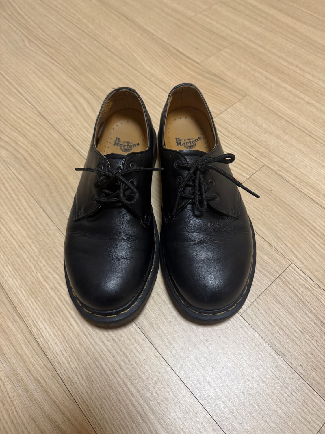 uk6,250) 109,000원 닥터마틴 1461 나파 3홀 블랙 더비 상품이미지1