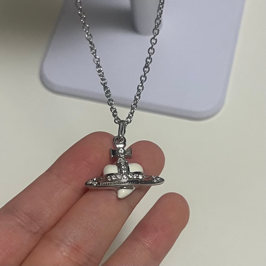 비비안웨스트우드 디아망떼 화이트 목걸이 상품이미지1