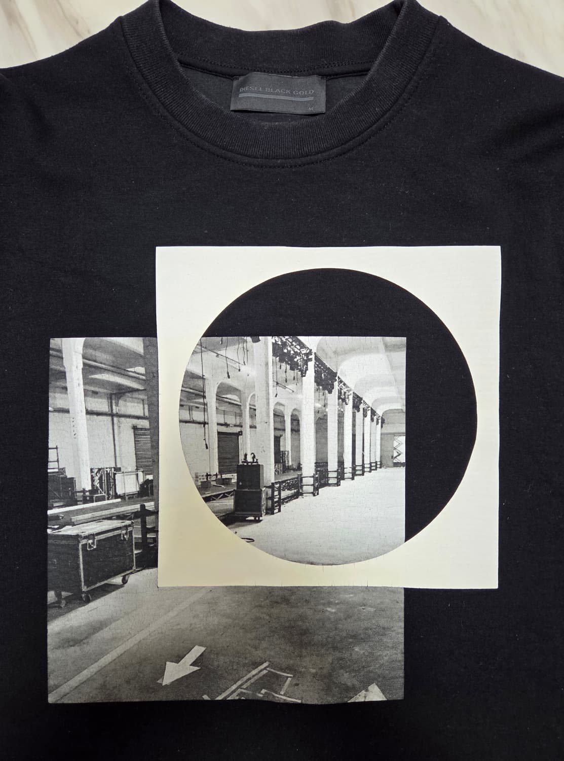 디젤 블랙골드 그래픽 프린트 맨투맨 상품이미지5