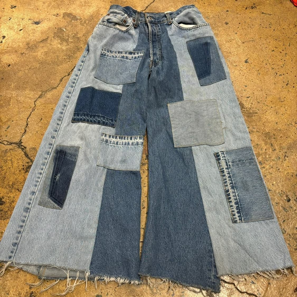 [정품] 리바이스 패치워크 데님 와이드 팬츠 상품이미지2