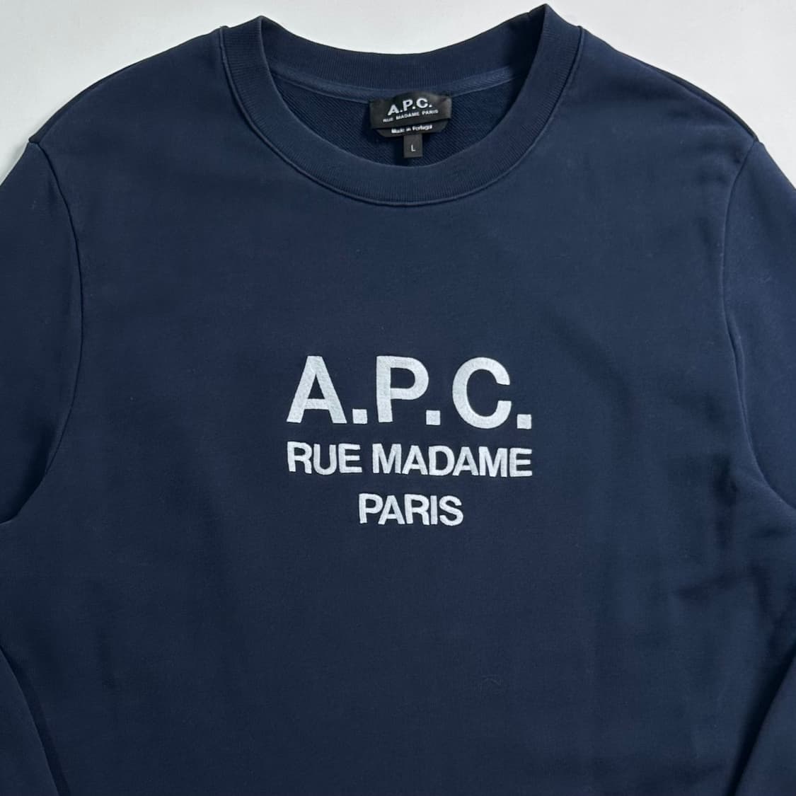 APC 아페쎄 로고 네이비 맨투맨 상품이미지2