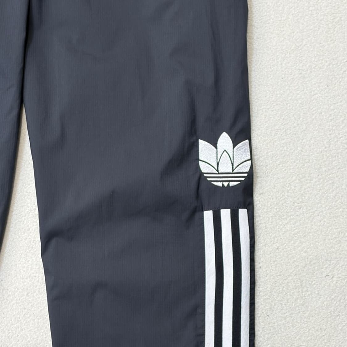 ADIDAS 오리지널스 3D 트레포일 트랙팬츠 S 상품이미지3