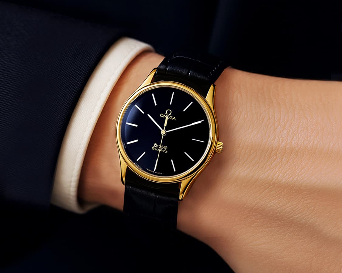 오메가 드빌 고급 블랙판 18K-GP 남녀공용 가죽 쿼츠 시계 상품이미지1