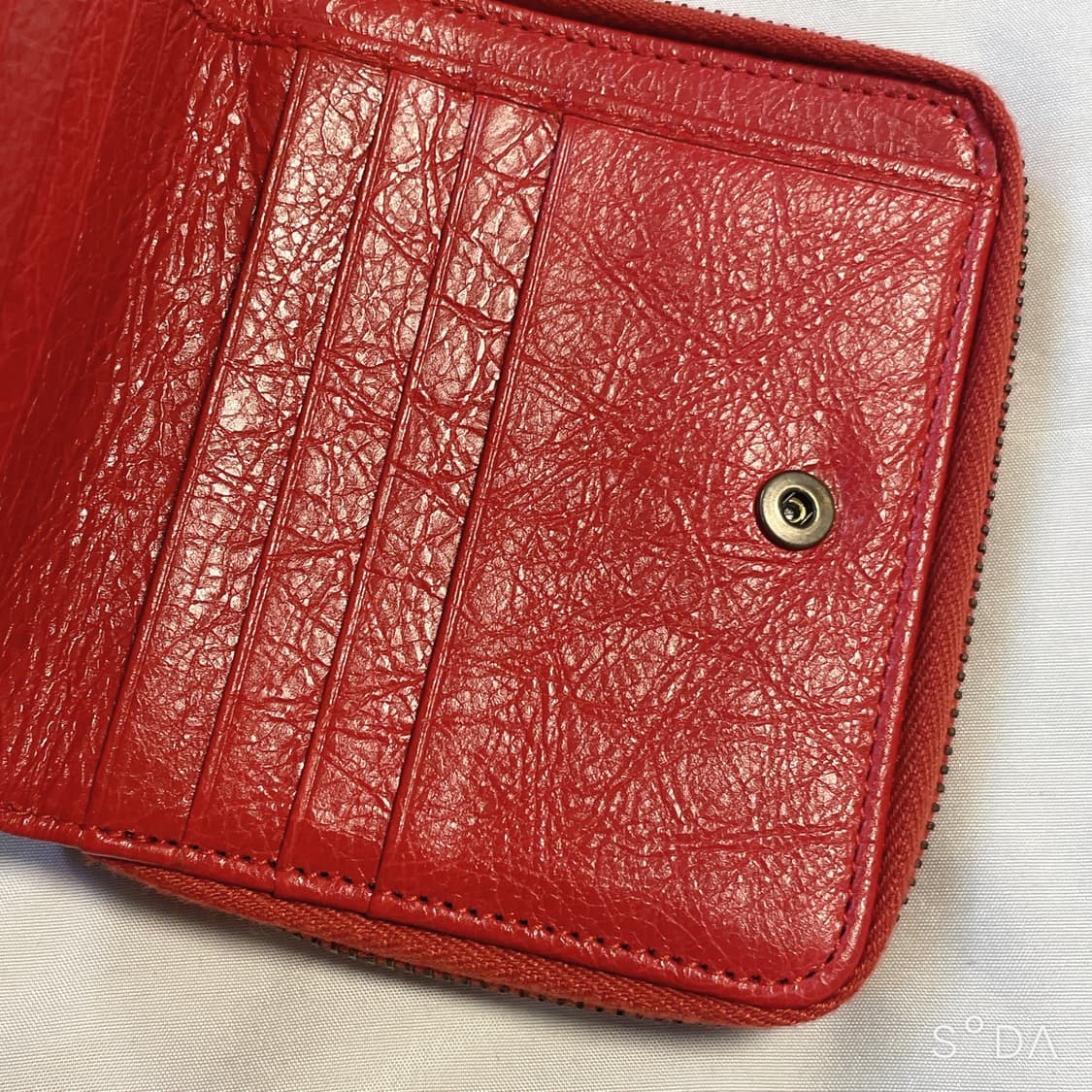 발렌시아가 모터 반지갑 레드 상품이미지5