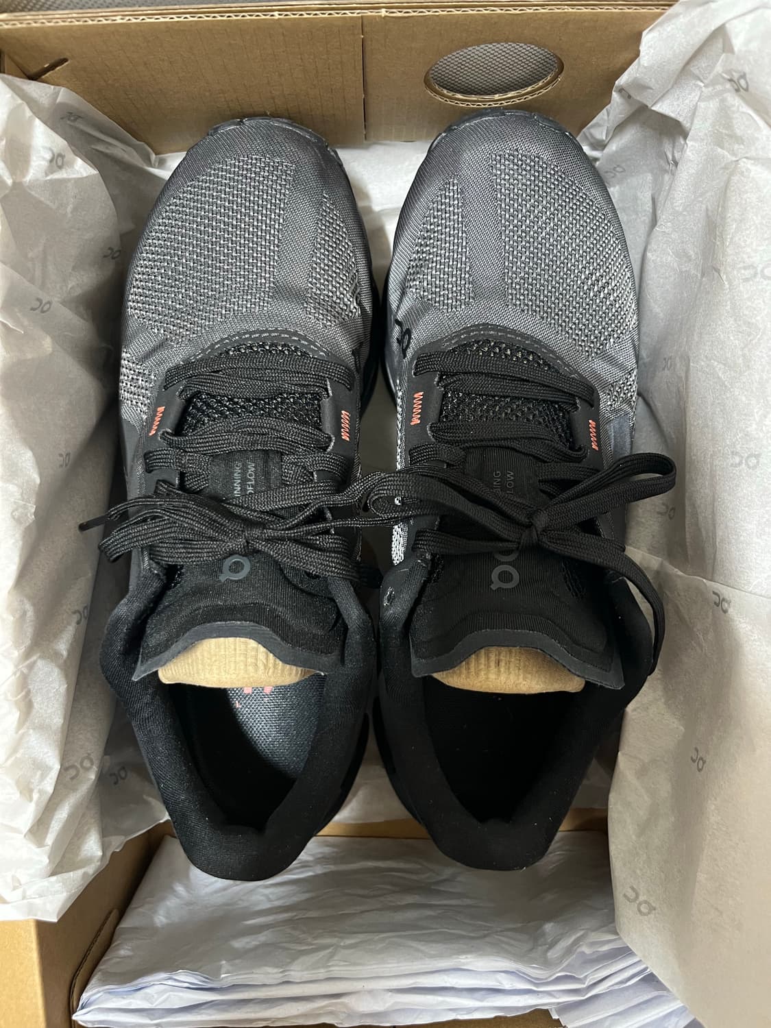 온러닝 cloudflow5 235사이즈 상품이미지9