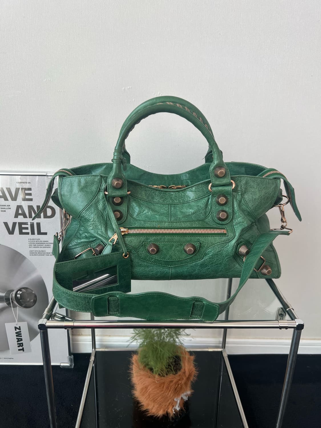 발렌시아가 파트타임 모터백 상품이미지1