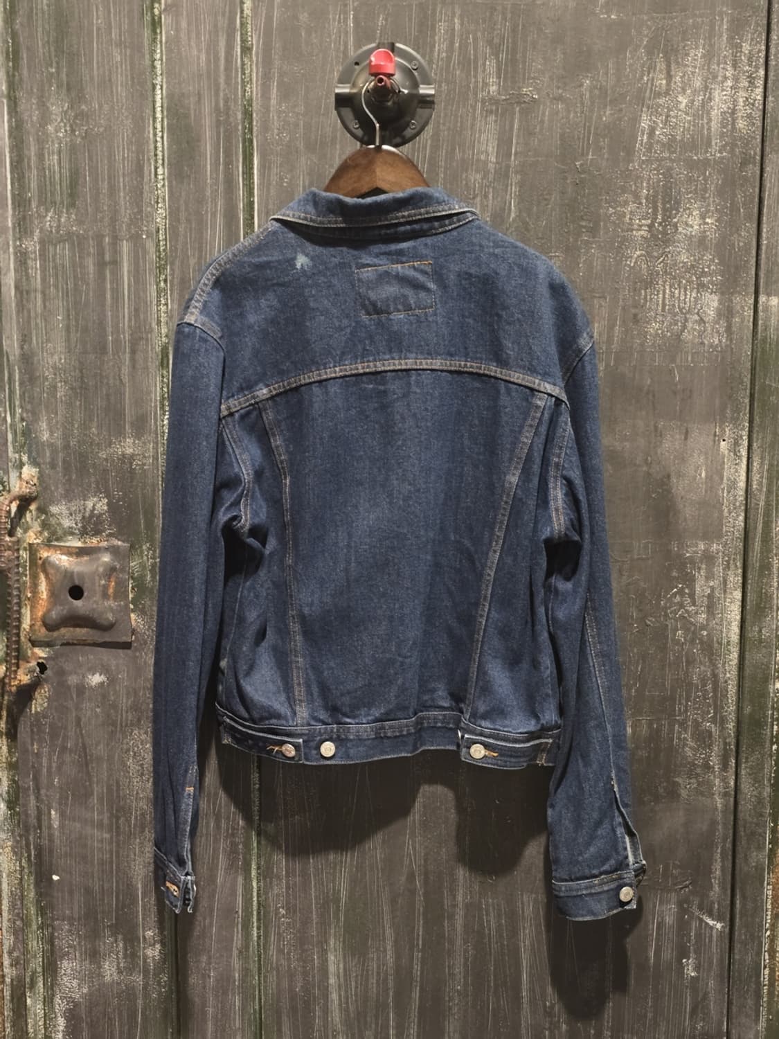 Dark Wash Denim Trucker Jacket 상품이미지7