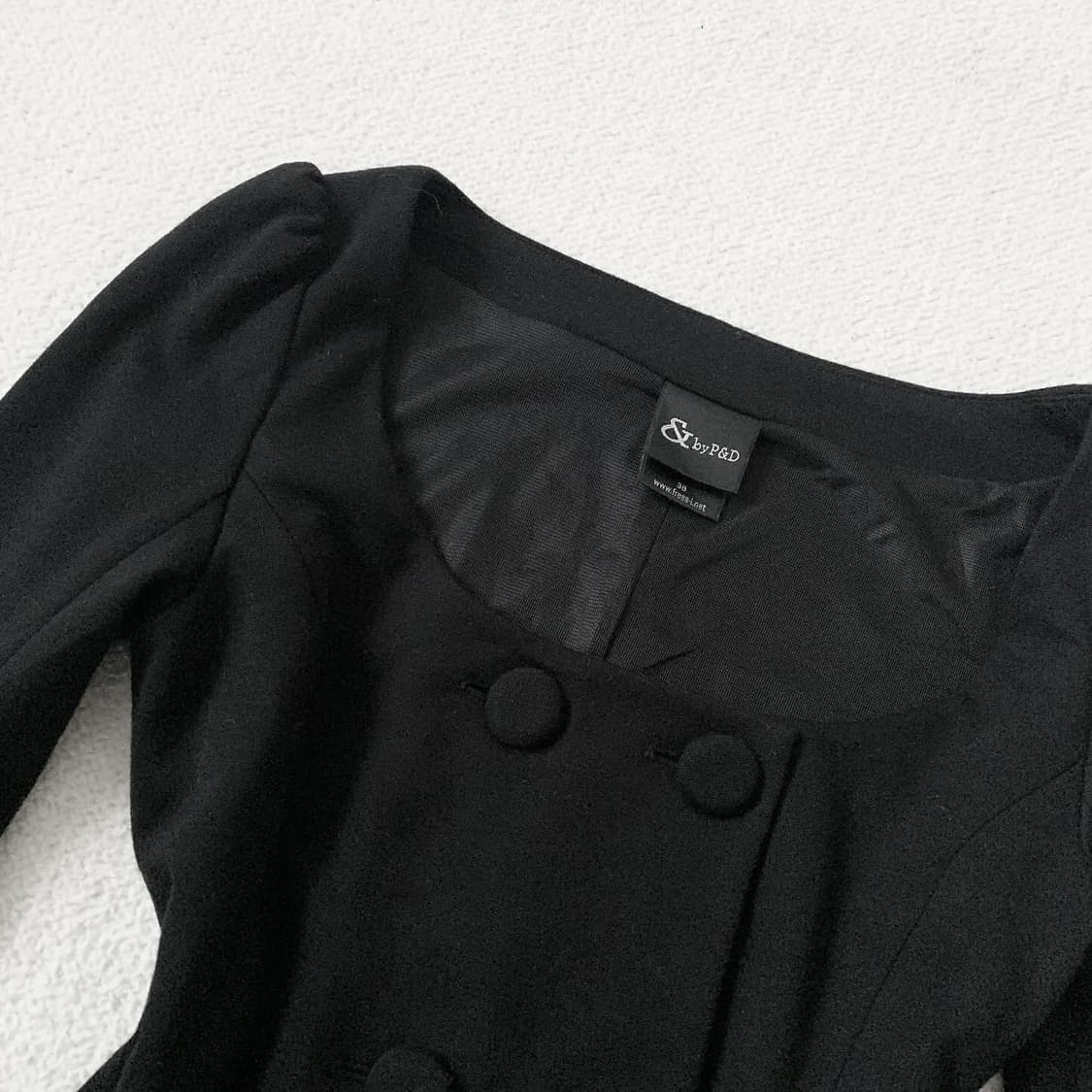 P&D 핑키앤다이안 블랙 더플단추 블라우스 상품이미지2