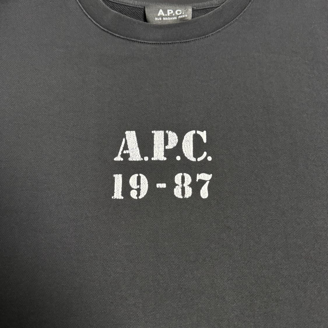 A.P.C. 19-87 블랙 맨투맨 XXL 상품이미지2