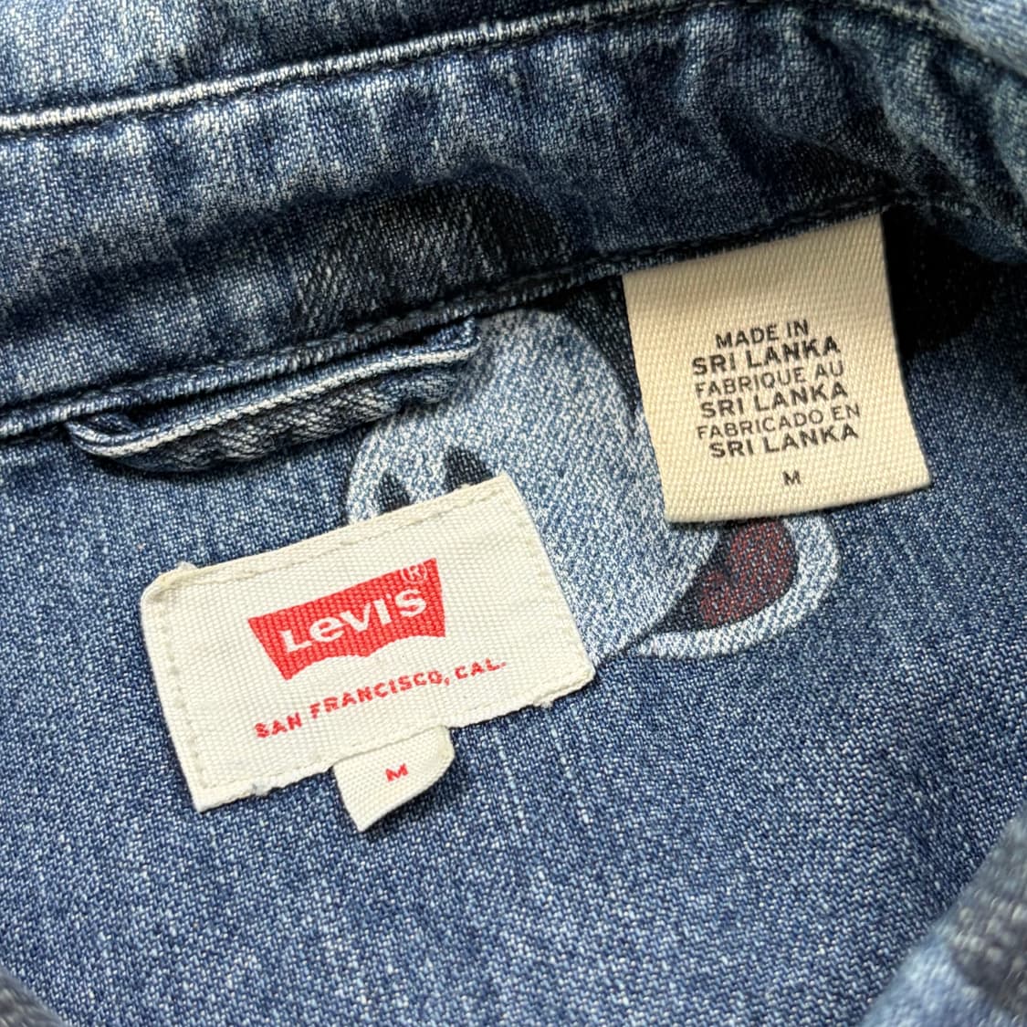 Levi's 리바이스x미키마우스 데님 셔츠 상품이미지5