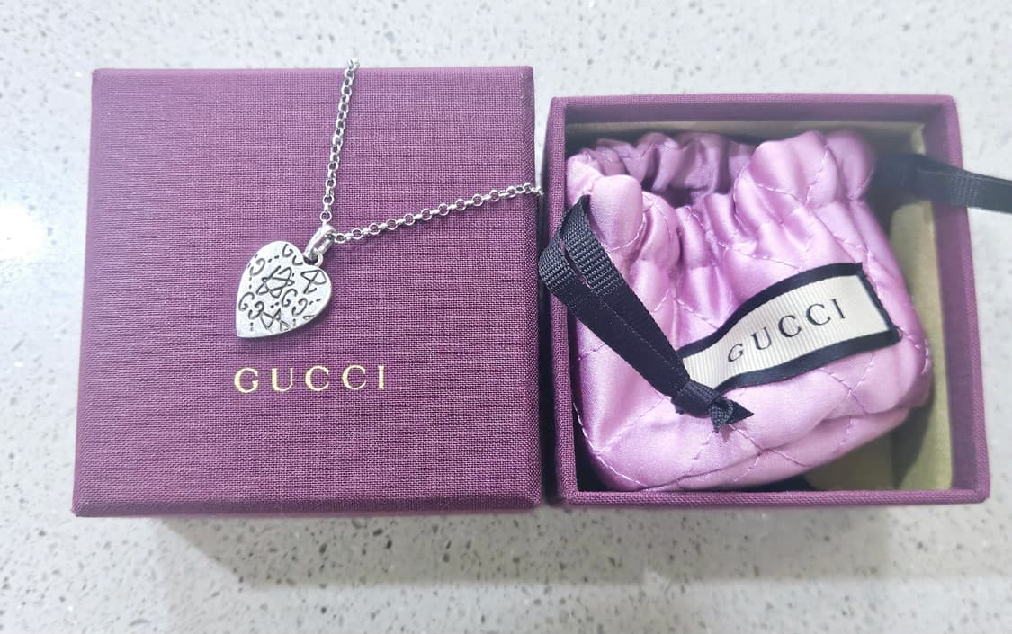 구찌 고스트 하트 목걸이 [남녀공용]
[정품/풀박스] 상품이미지4