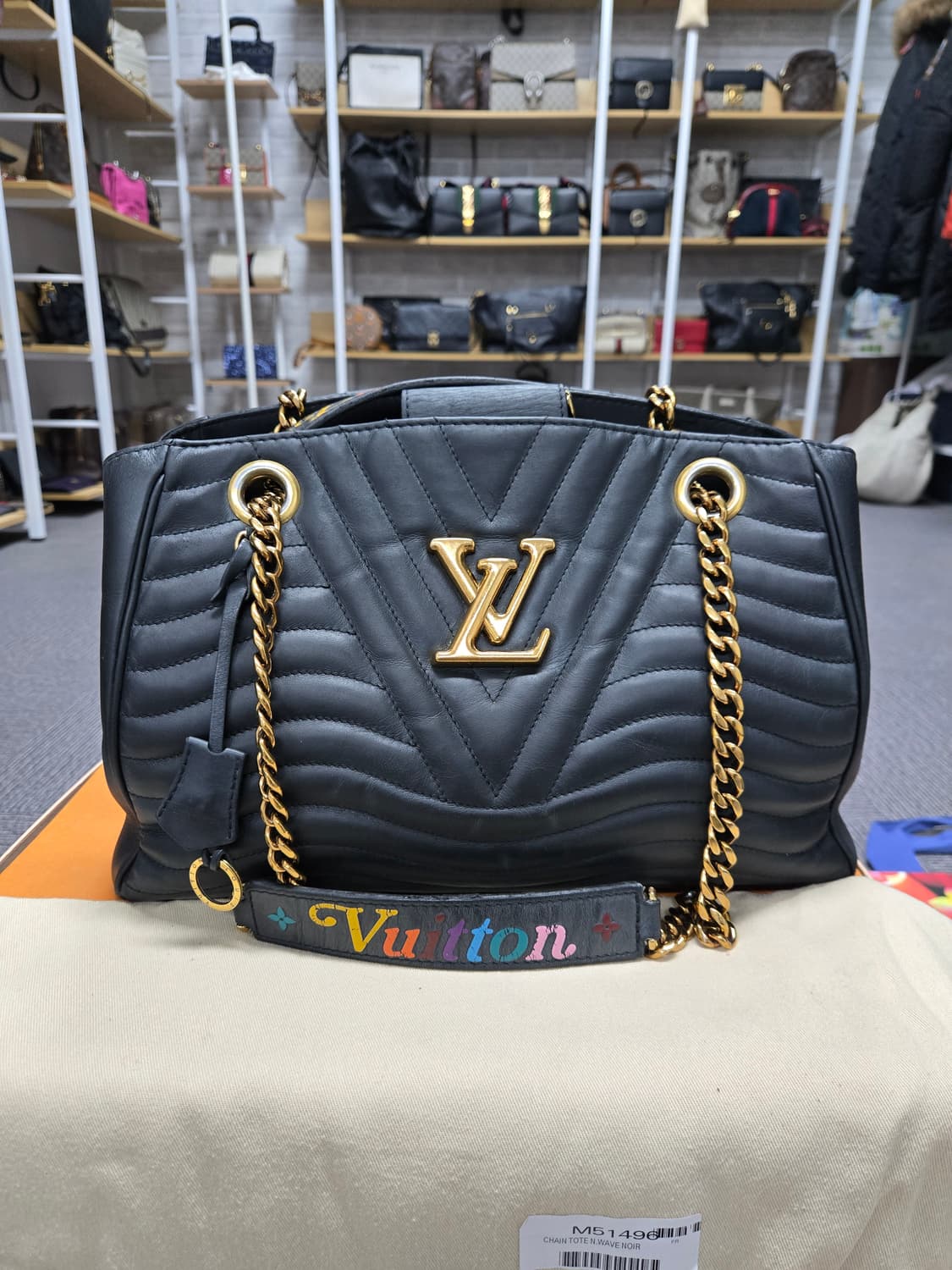 [특가][정품] 루이비통 뉴웨이브 체인 숄더백 상품이미지1