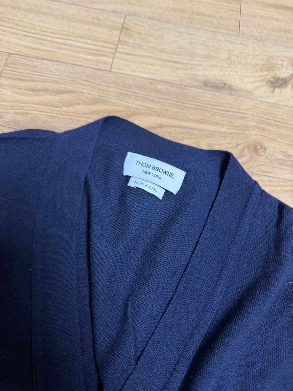 톰브라운 네이비 니트 가디건 상품이미지3
