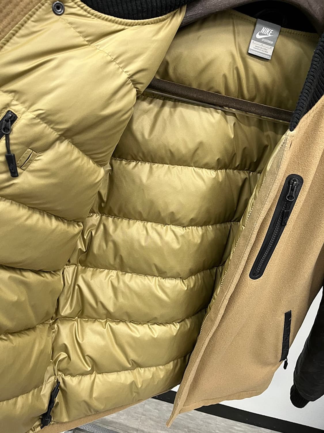 100-105) 나이키 구스다운 바시티  상품이미지9