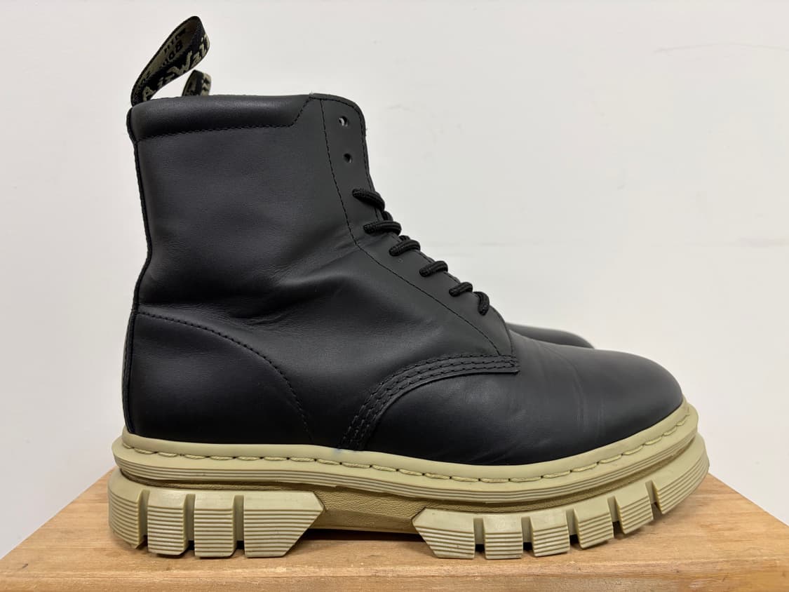 닥터마틴 남성 부츠 270 상품이미지1