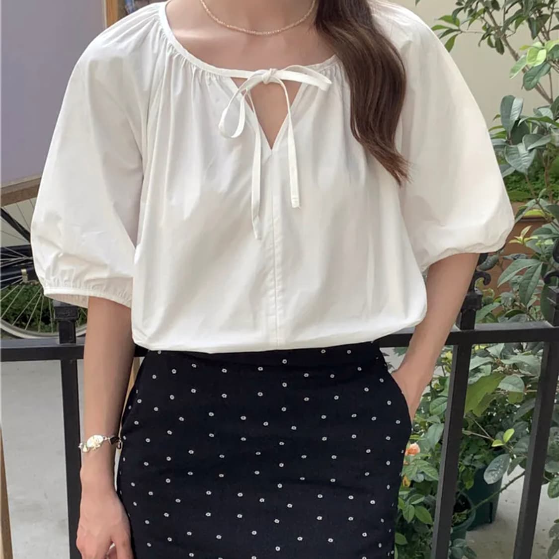 온스(OUNCE) 퍼프소매 블라우스 프리사이즈 상품이미지1