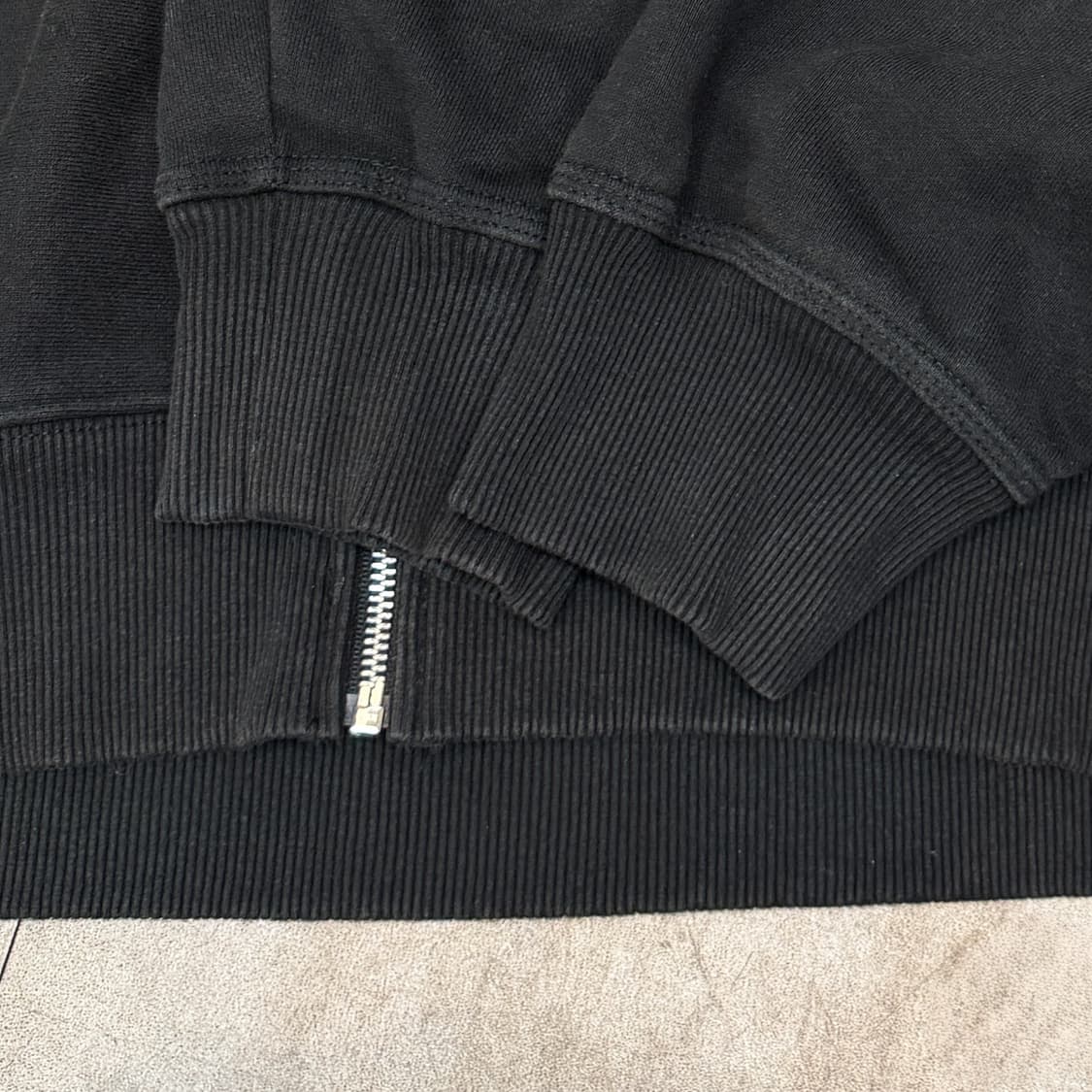 스투시 스콜피온 후드 집업 상품이미지5