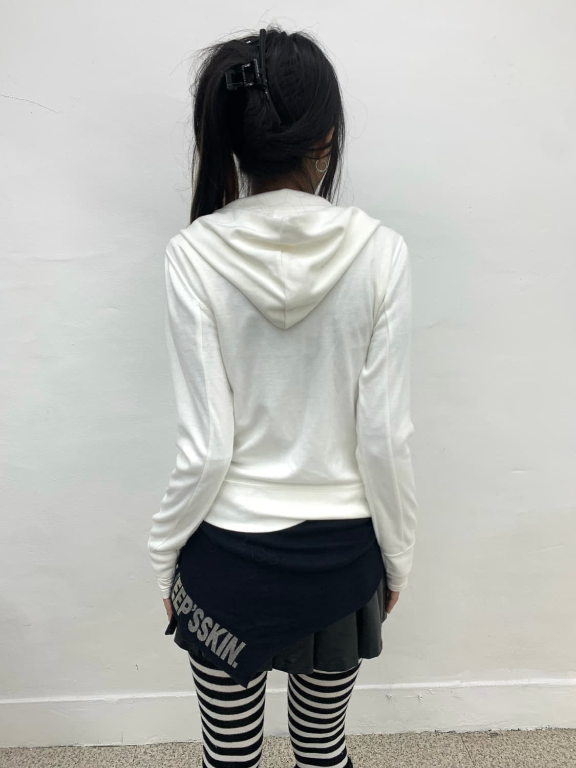 White asymmetrical hood rider jacket 상품이미지6
