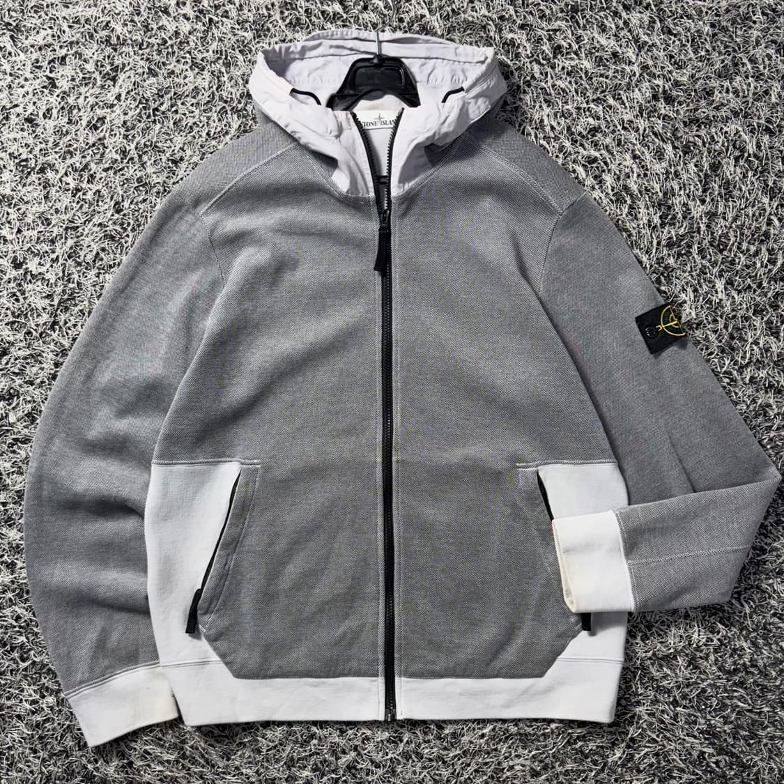 스톤아일랜드 나일론배색 후드집업 상품이미지1