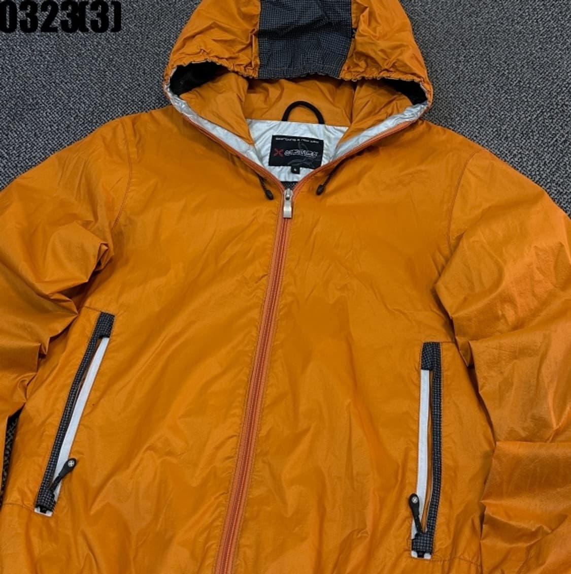 몬츄라 바람막이 자켓 상품이미지2