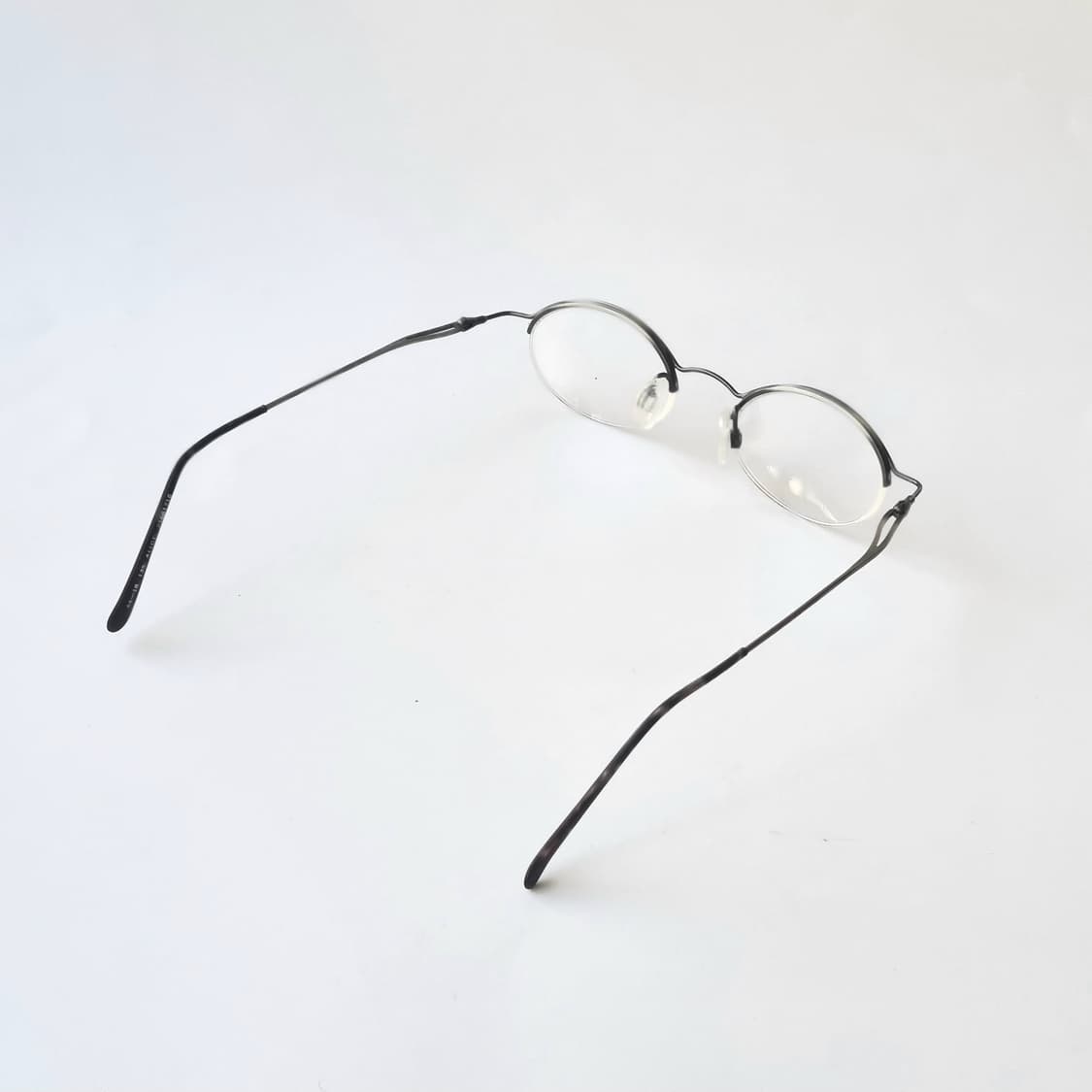 데드스탁 빈티지 오벌형 반무테 안경테 464 상품이미지9