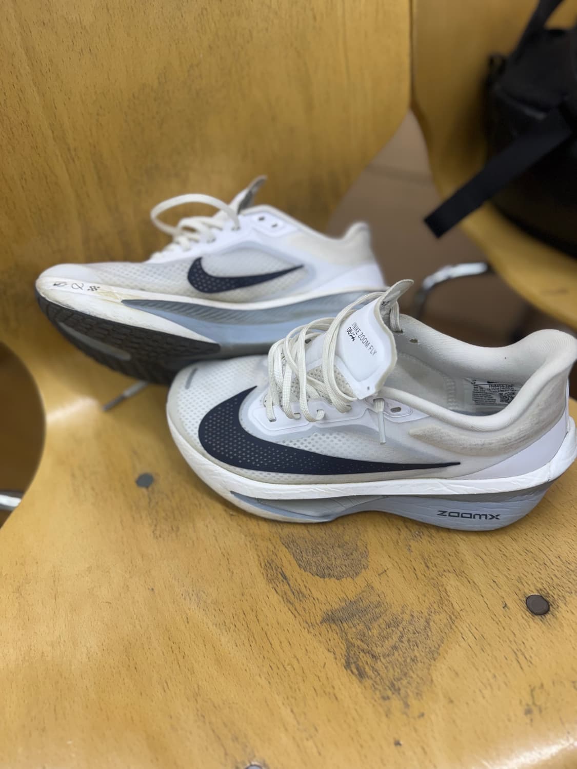 나이키 줌 플라이 6 화이트 퓨어 플래티넘 250 상품이미지2