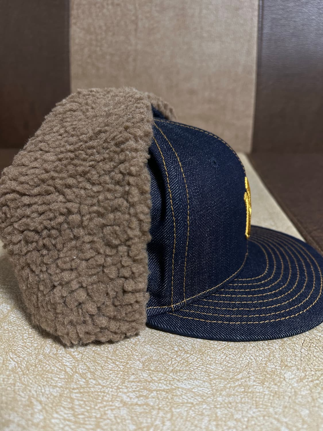 MLB 뉴욕 양키스 데님 도그 이어 피티드캡 네이비 상품이미지4