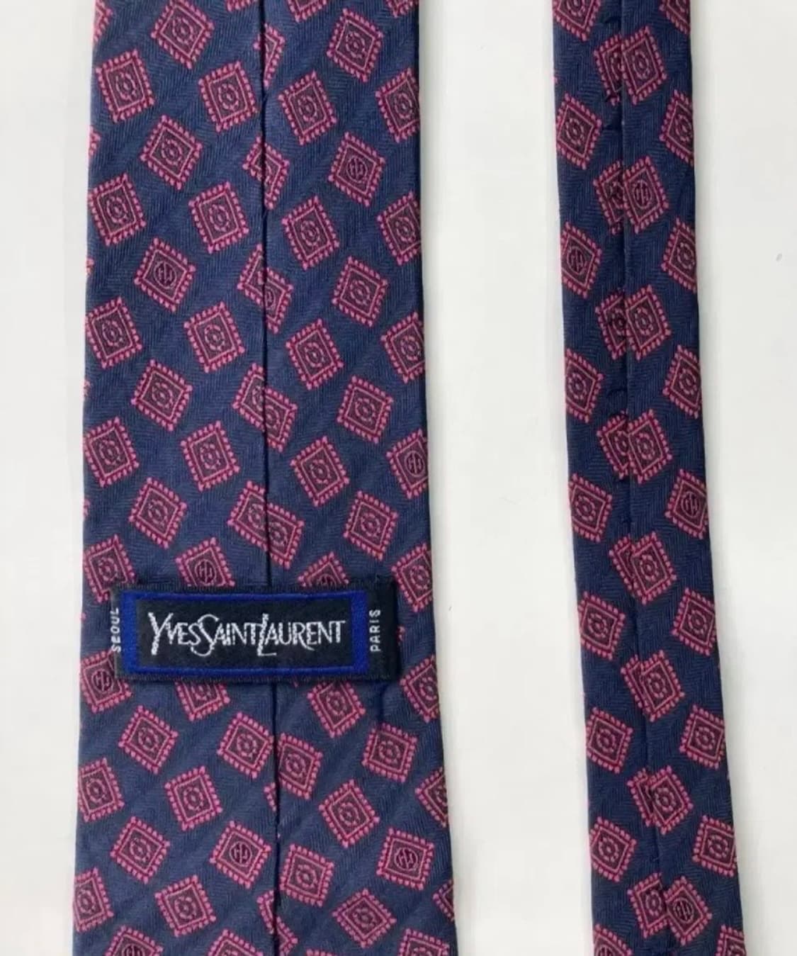 입생로랑 넥타이 상품이미지4