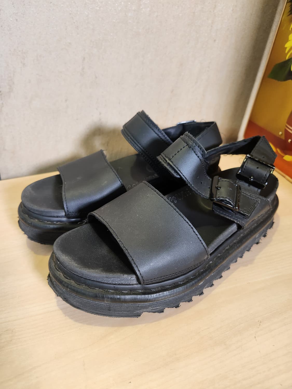 Dr. Martens VOSS 샌들 | 여름 스트릿 필수템 🖤

 상품이미지4