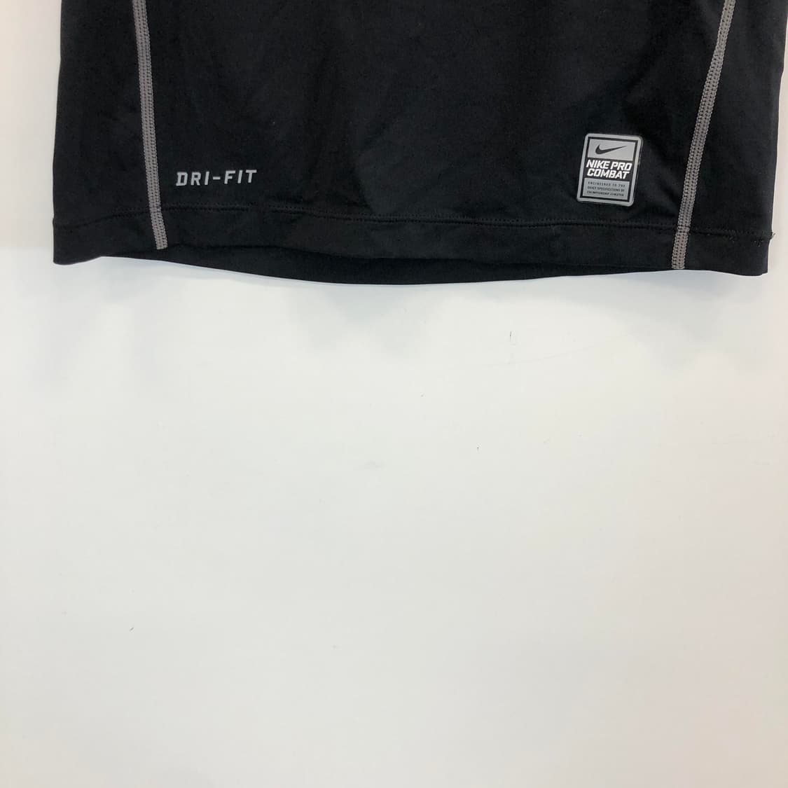 나이키 프로컴뱃 머슬핏 민소매 L 상품이미지3