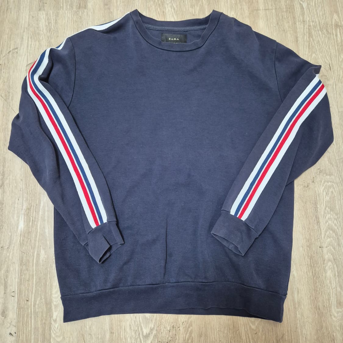 자라 클래식 사이드라인 맨투맨 상품이미지1