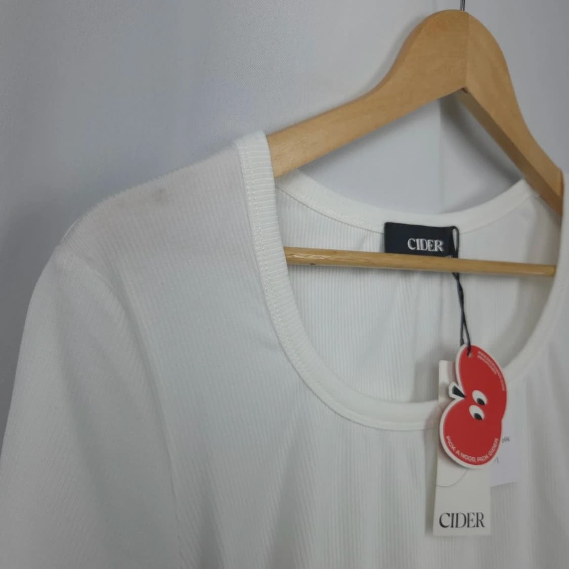 새상품) 여L-XL 사이다 U넥 화이트 셔링 반팔 티셔츠 상품이미지2
