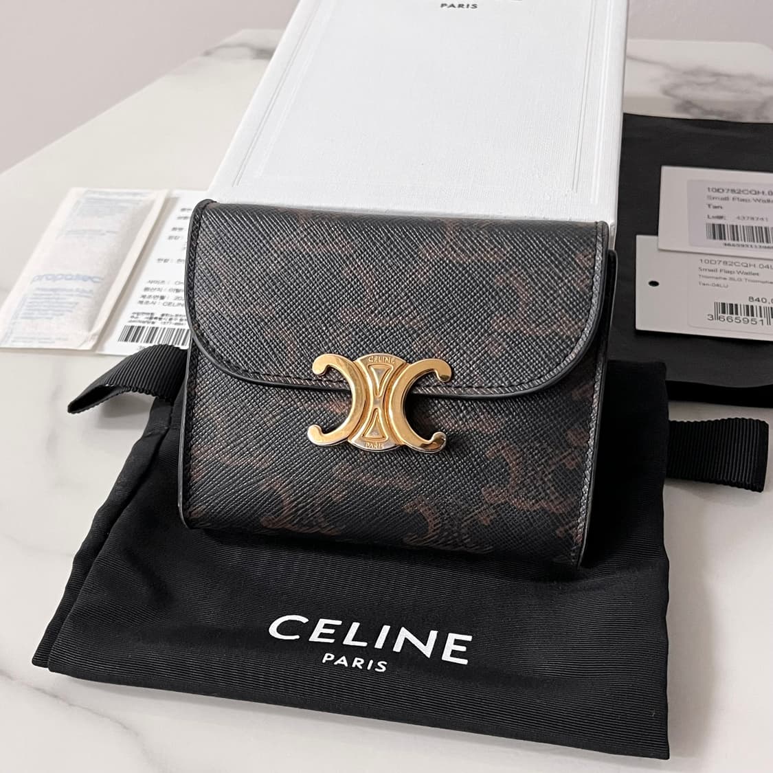 [S급/정품] 셀린느 트리옹프 플랩 여성 반지갑 상품이미지2