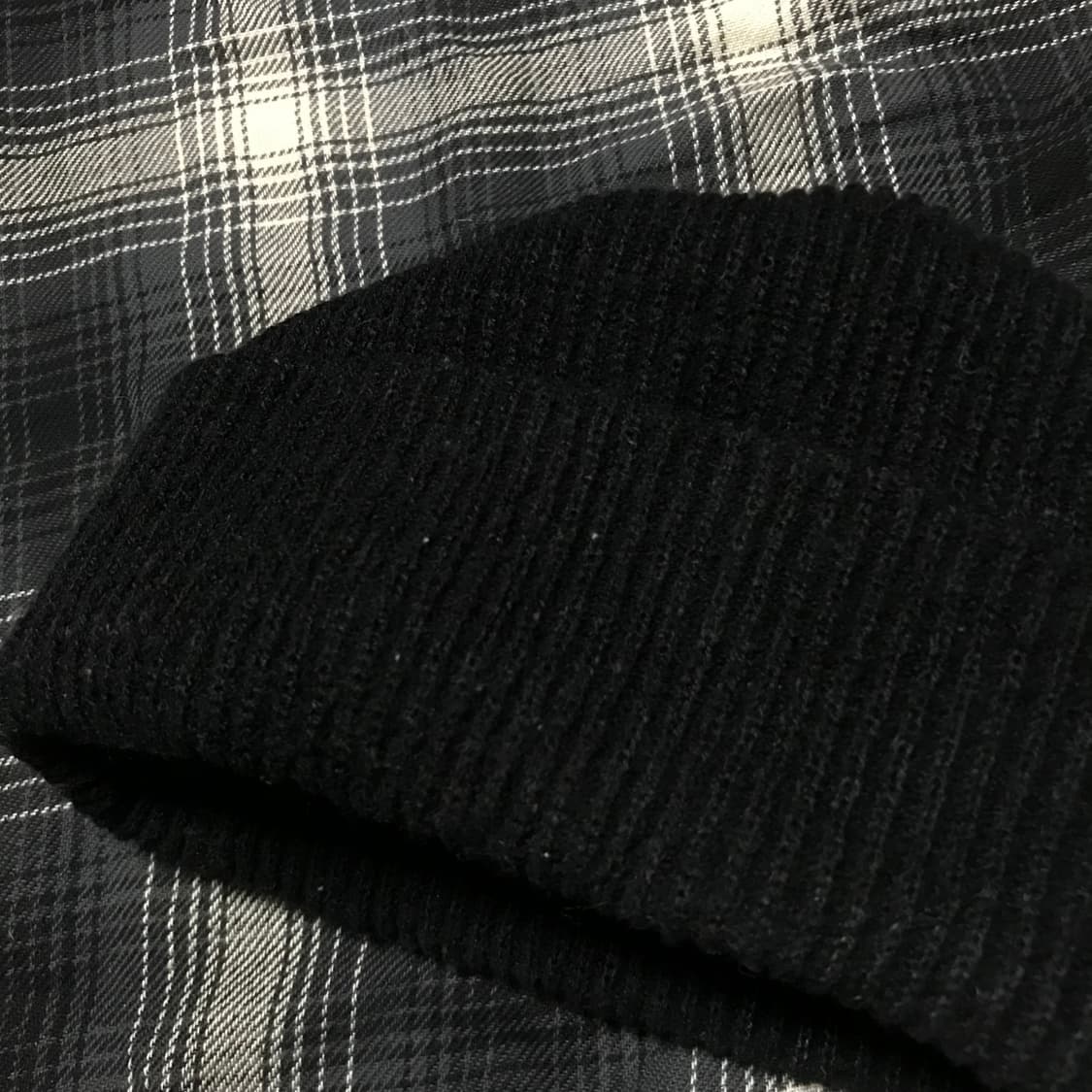 스펙테이터 산하 with mnw 아크릴 블랙 비니 상품이미지4