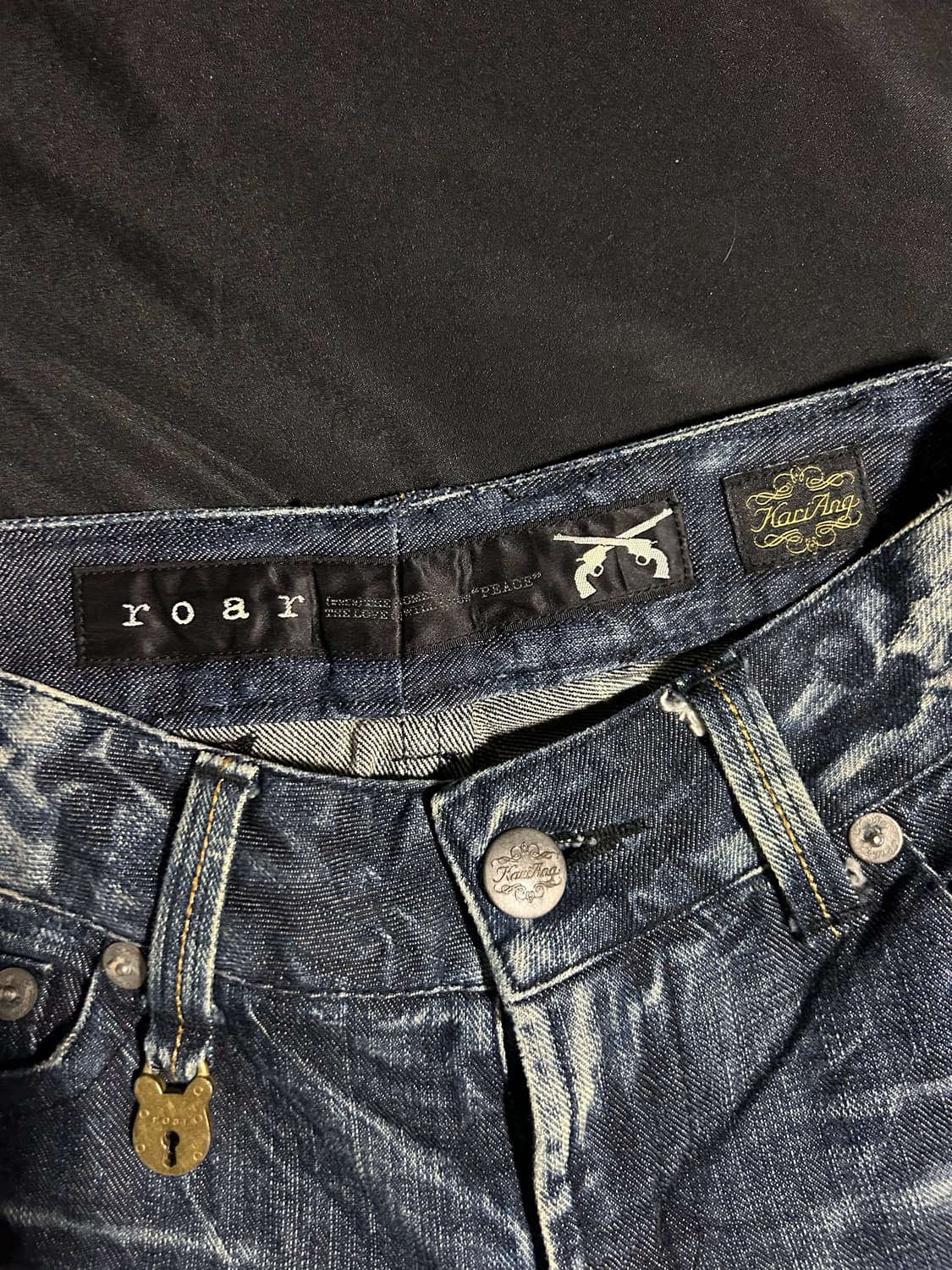 roar guns buttons denim jeans 상품이미지5