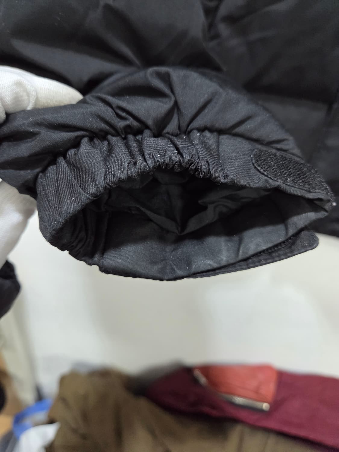 뉴발란스 블랙 패딩 점퍼 덕다운 95 상품이미지3