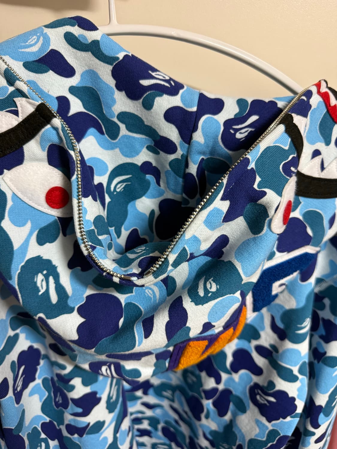 (정품) 실사O BAPE 베이프 ABC 카모 샤크 후드 후드집업 블루 M 상품이미지4