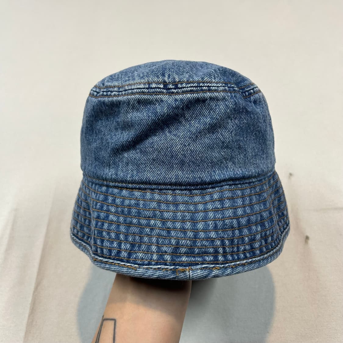 타미힐피거 청 데님 버킷햇 모자 상품이미지3