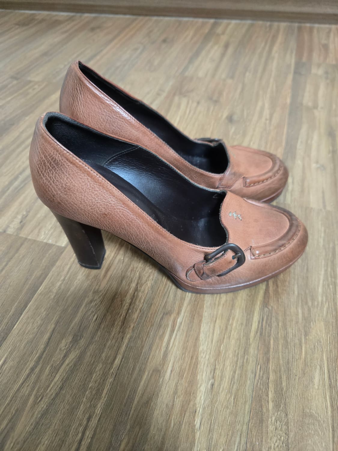 [정품] 헨리베글린 가죽 여성 구두 36 (230) 상품이미지3