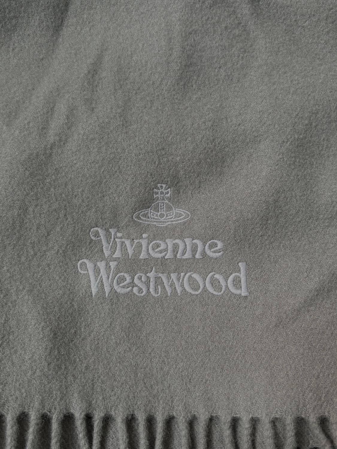 비비안 웨스트우드 자수 램스울 스카프 그레이 머플러 목도리 상품이미지3