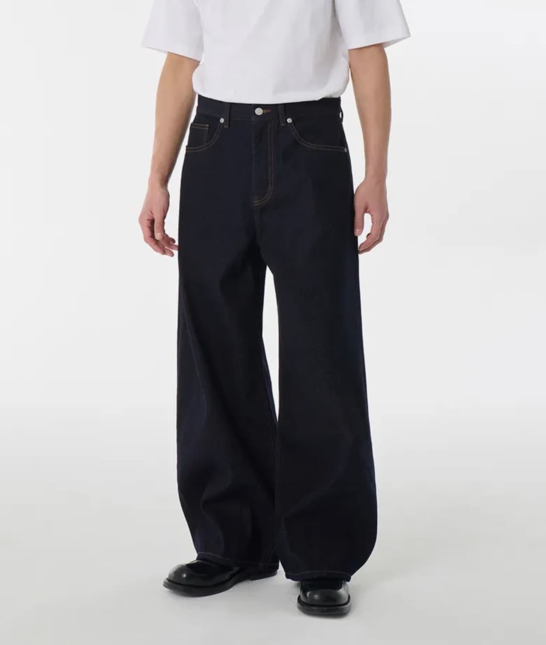 무탠다드 벌룬 데님 팬츠 딥 인디고 무신사스탠다드 상품이미지1