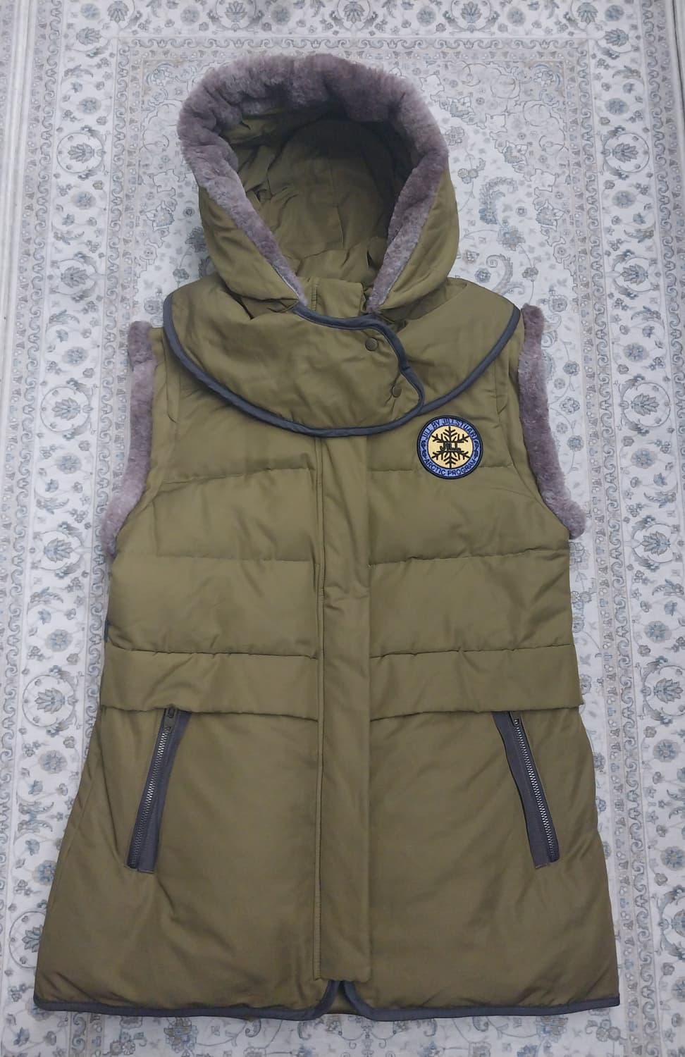 질바이질스튜어트 후드 퍼 베스트 패딩 조끼 M (후드분리됨) 상품이미지1