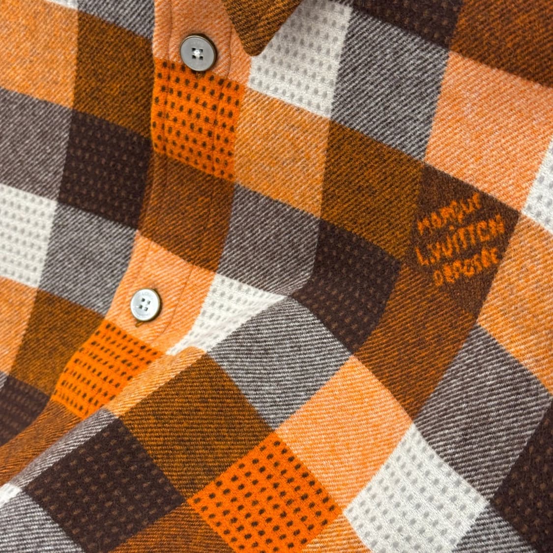 [리오브전포점] 24FW 루이비통 버튼 다운 롱 슬리브드 플란넬 셔츠 상품이미지5