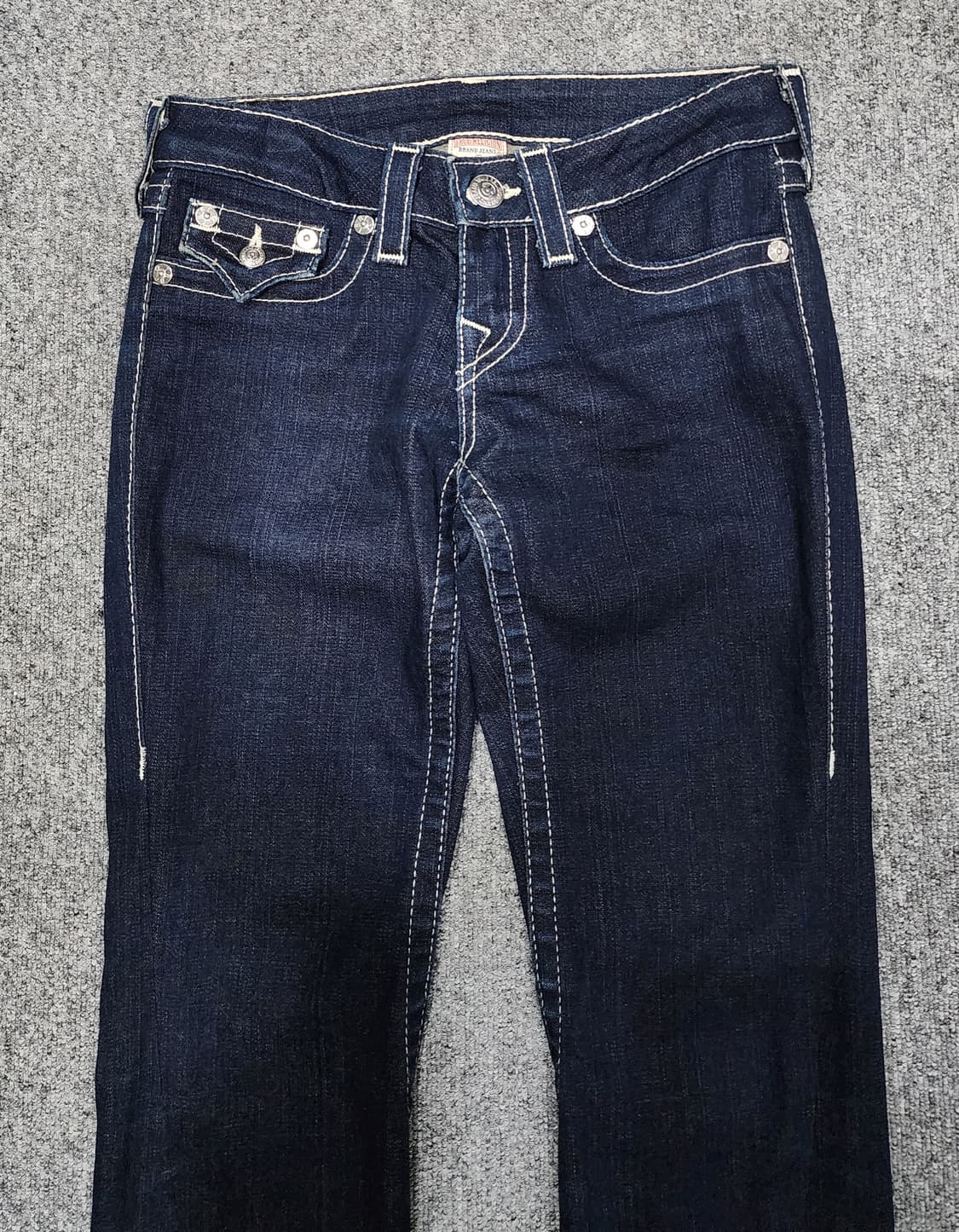 트루릴리젼 JOEY 백포켓 큐빅 로우라이즈 부츠컷 데님팬츠 청바지 26 상품이미지3