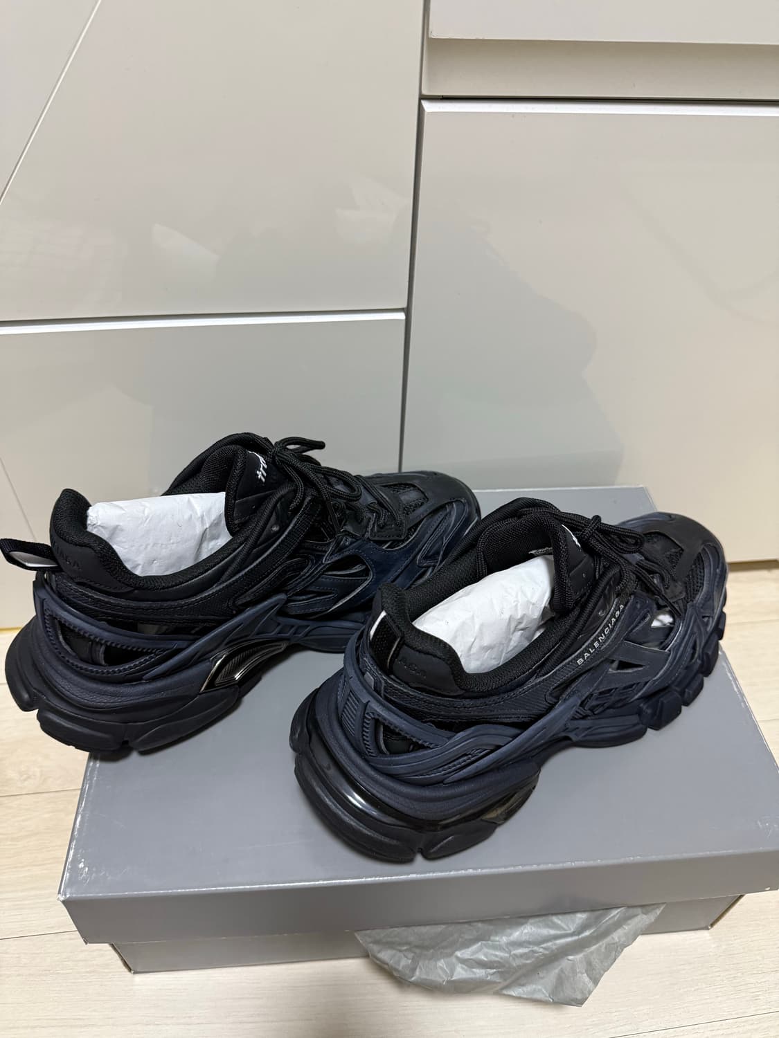 발렌시아가 트랙2 블랙 스니커즈 38 상품이미지5