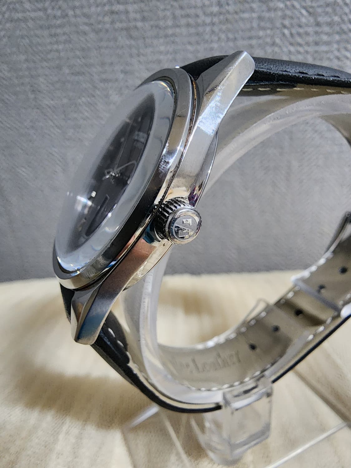 레노마 쿼츠 가죽 손목시계 상품이미지5