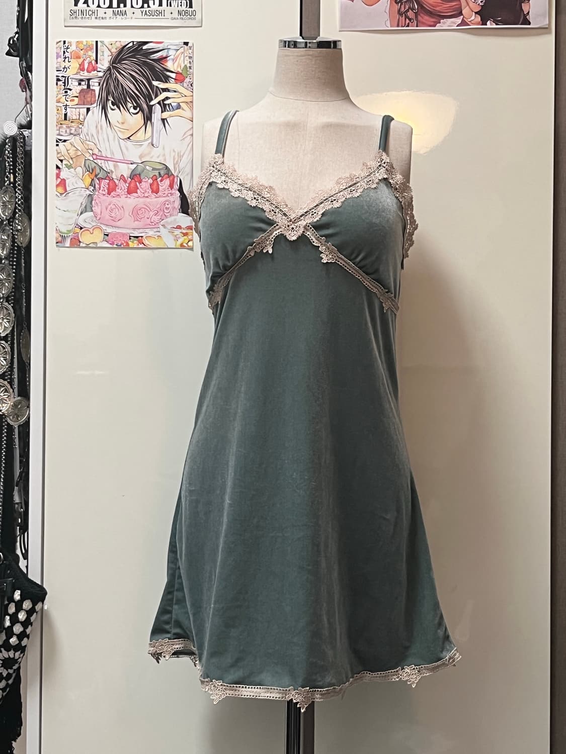 오네갸루 벨벳 레이스 슬리브리스 상품이미지1