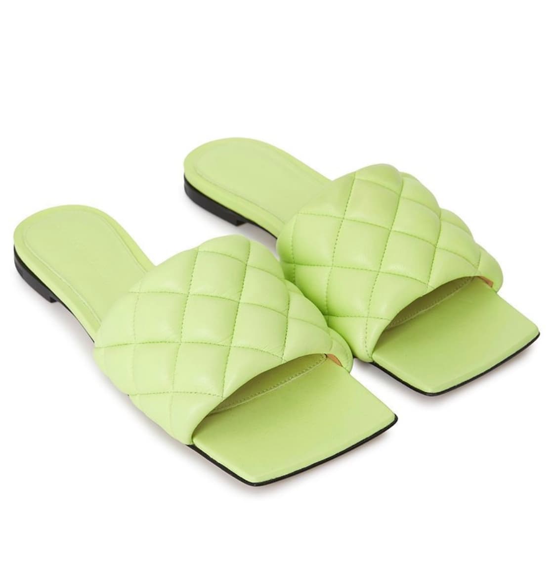 (새상품)보테가 베네타 퀄팅 플랫 샌들 37 (240사이즈) 상품이미지1