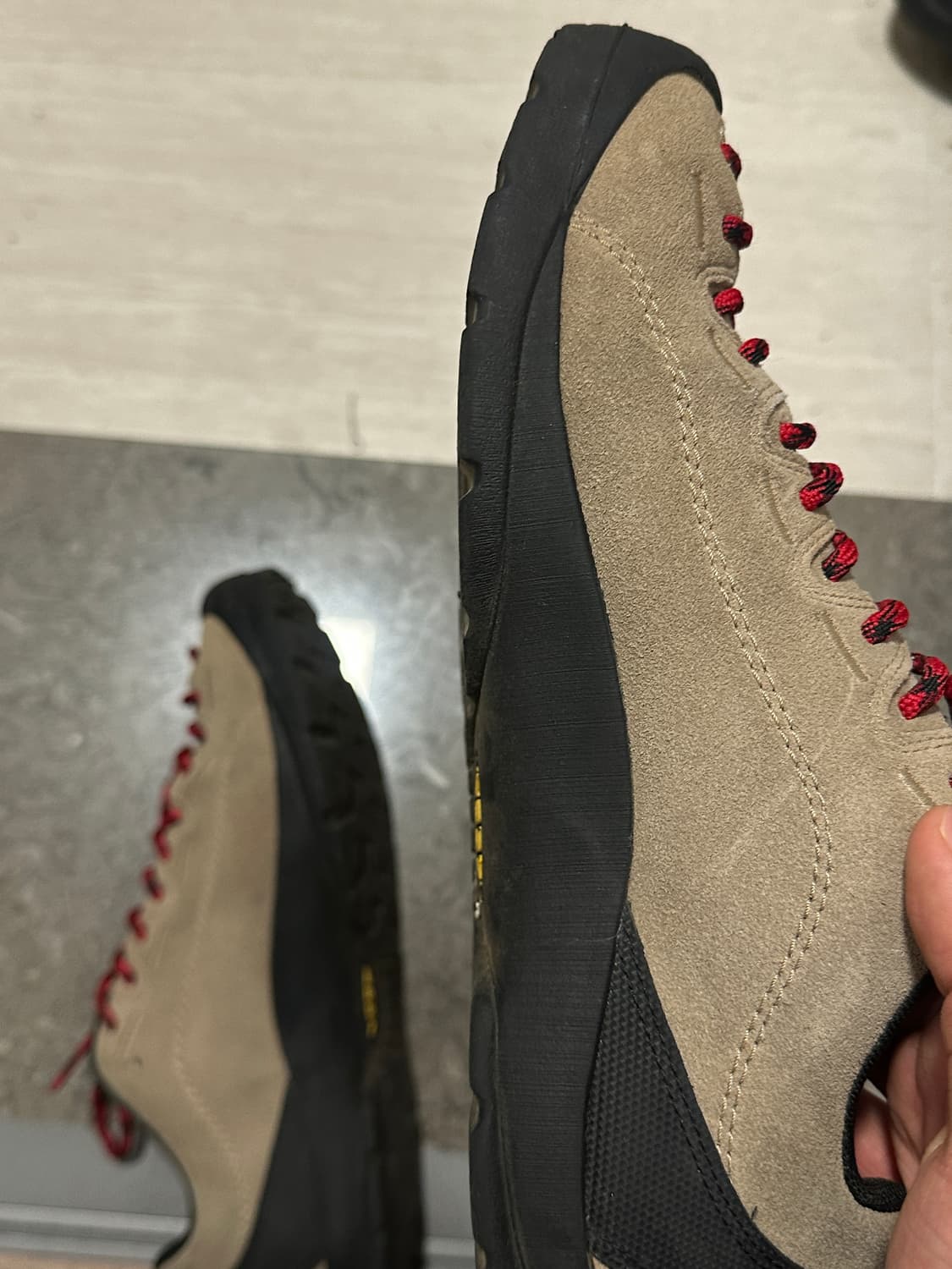 킨 재스퍼 스웨이드 스니커즈 실버 밍크 260 상품이미지4